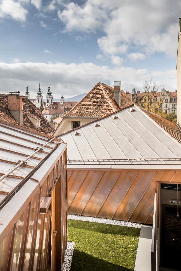 Kai 36 - Hotel Zwischen Fels Und Fluss Graz Extérieur photo A standing seam metal roof
