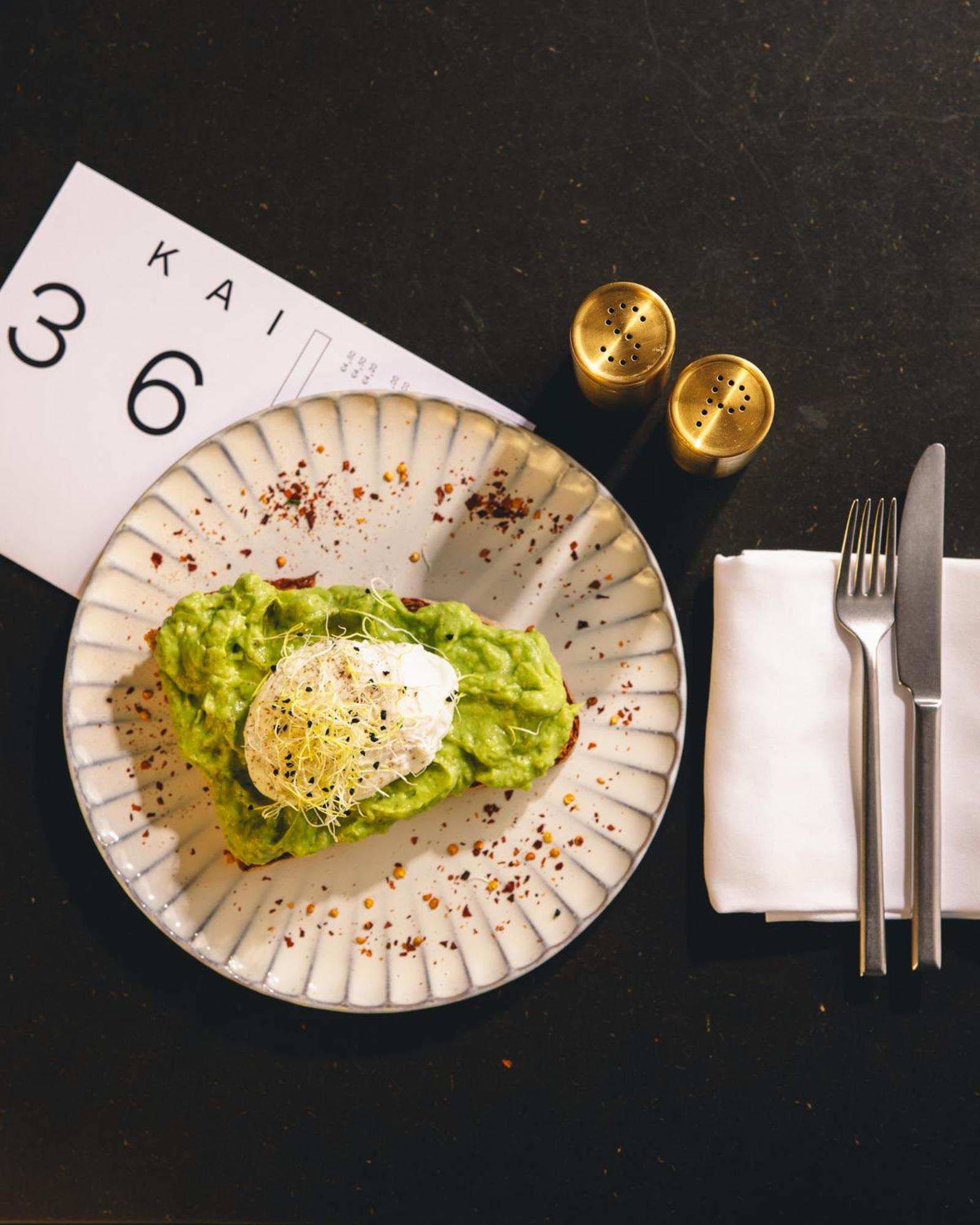 Kai 36 - Hotel Zwischen Fels Und Fluss Graz Extérieur photo Avocado and poached egg